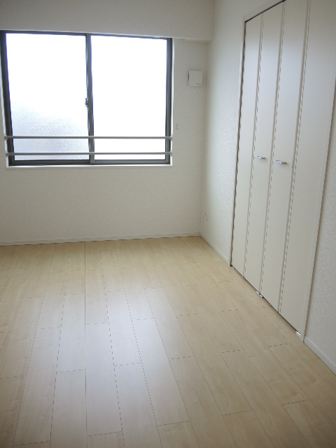 ヴィラ・コリーナ リビング