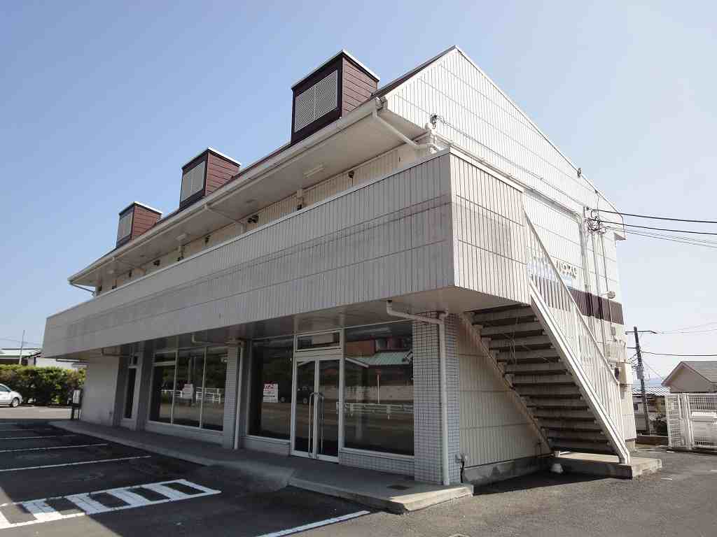 ブルーベリーハウスC 203号室 外観