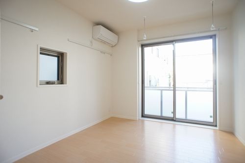 Ｋ．Ｓ．Ｃｌａｉｒｅ　Ｓｔｅｉｎ リビング