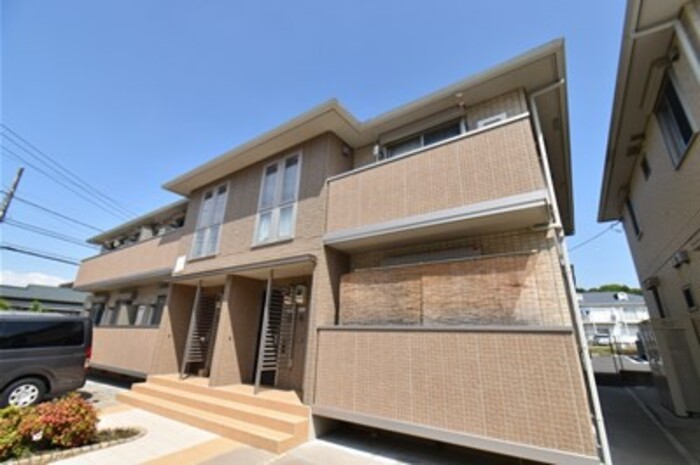 ルミエール A 201号室 外観