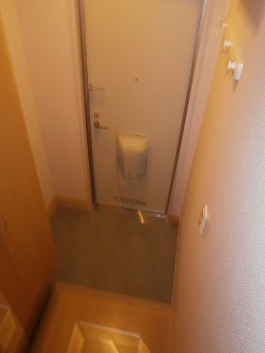 ルミエール　A 玄関