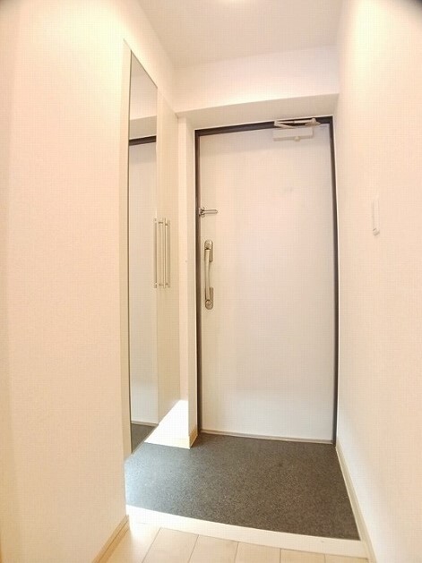 ベラ　マティ－ナ 玄関