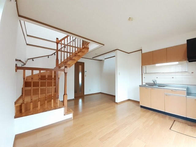 モンラルジュ５番館 リビング