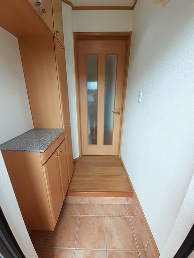 マロンハイム弐番館 玄関