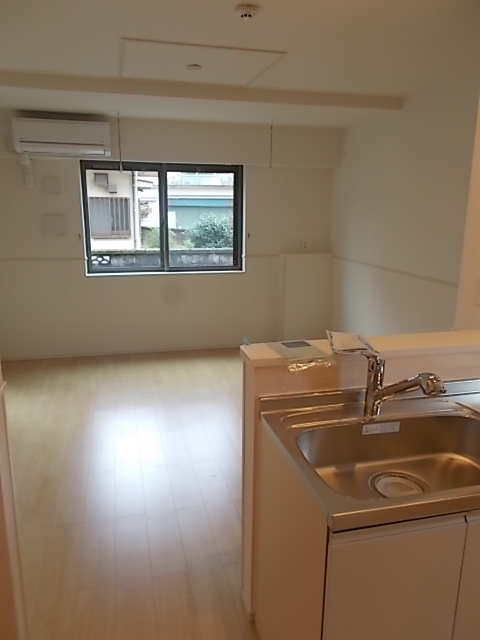 リリオス リビング