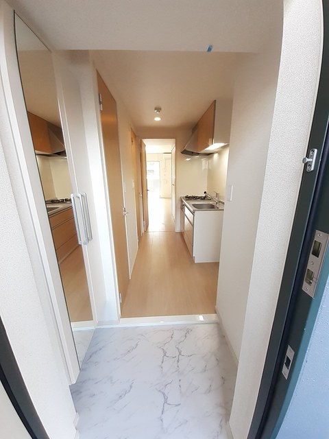 フィオーレ三の丸 玄関