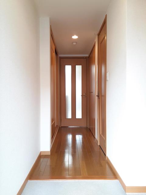 ブリーズメゾン 玄関