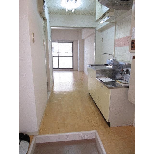 アルビオンシティ厚木 玄関