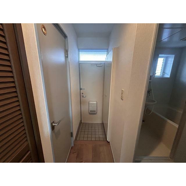 エスハイツ 玄関