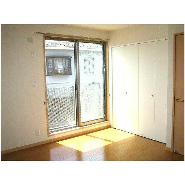 リヴィエール旭町 ベッドルーム