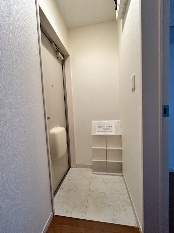 ハイマート旭町 玄関