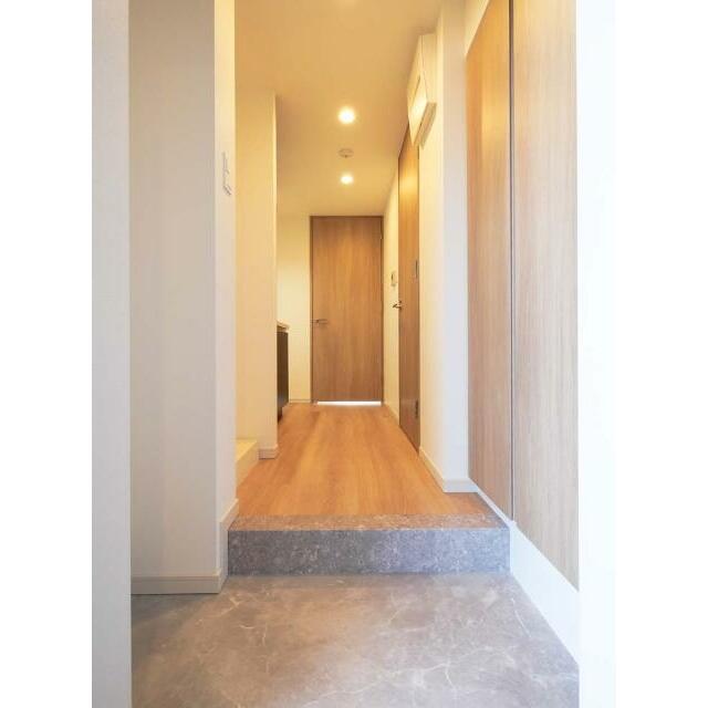 N-stage Hon-Atsugi Sakaecho 玄関