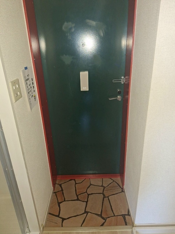 コスモス2 玄関