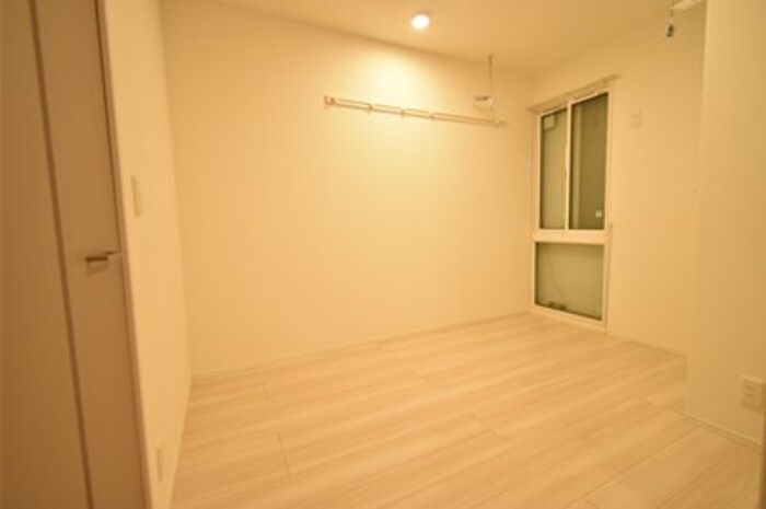 エミグランド愛甲石田 ベッドルーム