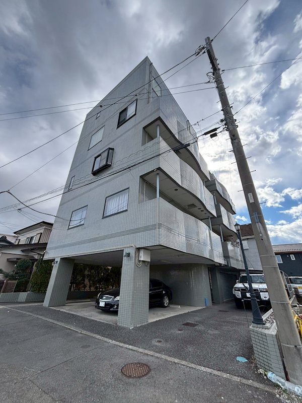 プラチナレジデンス 302号室 外観