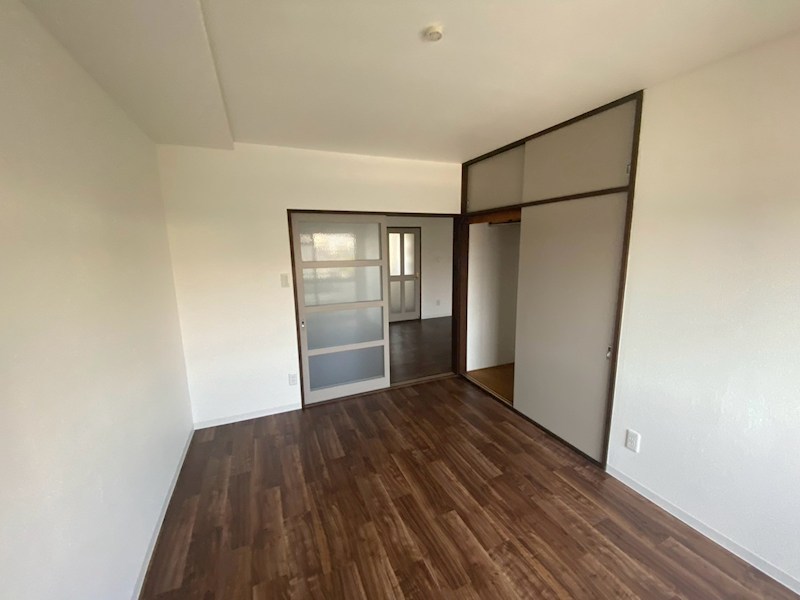 五島ハイツ ベッドルーム