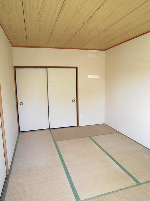 五島ハイツ ベッドルーム