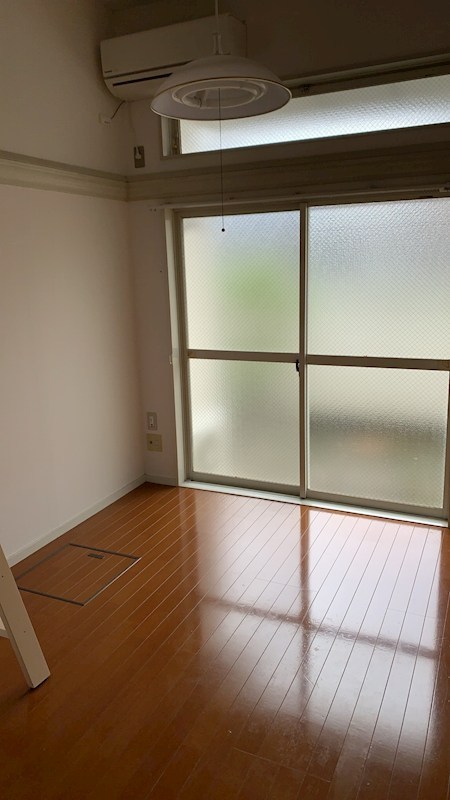 セレーノ リビング