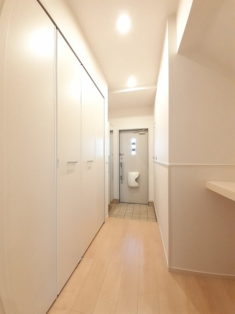 プランドール弥勒寺 玄関