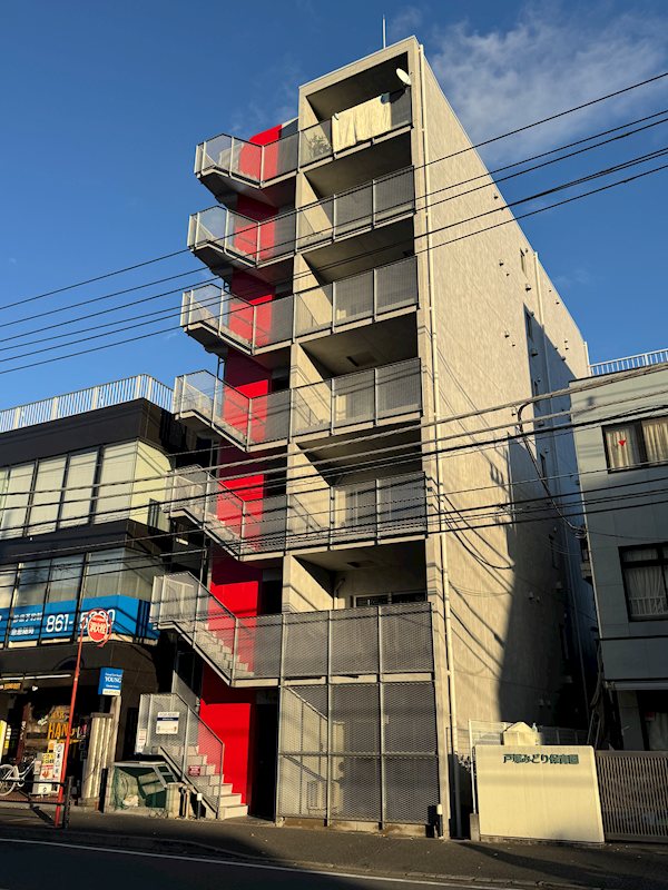 LEON-A 103号室 外観