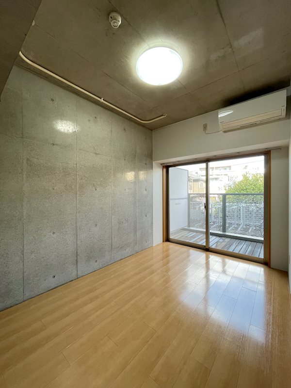 LEON-A ベッドルーム