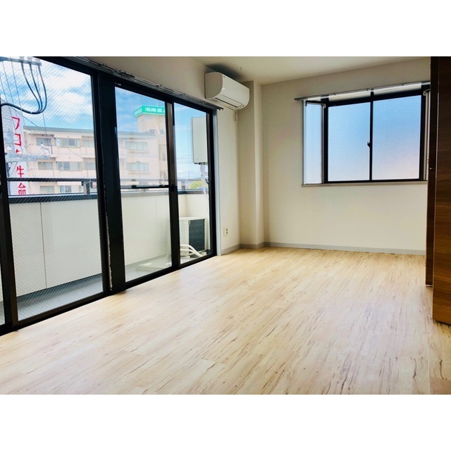 ライフピアモア元町 リビング