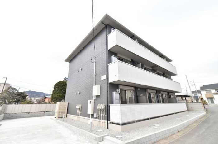 アプトン 201号室 外観