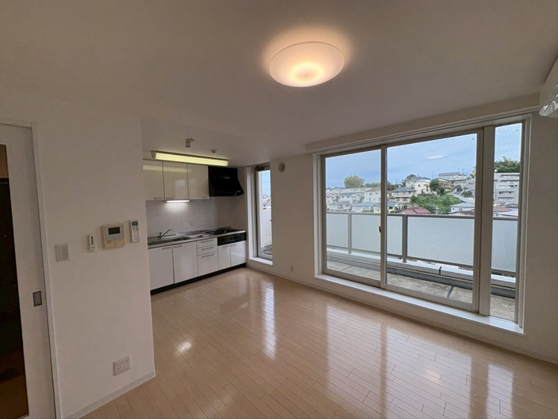 ＫＥＮＺＯ　ＨＡＵＳ　ｙｏｋｏｄａｉ リビング