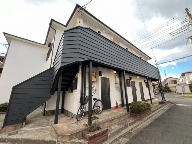 ラ・ベル・エポック平塚 202号室 外観