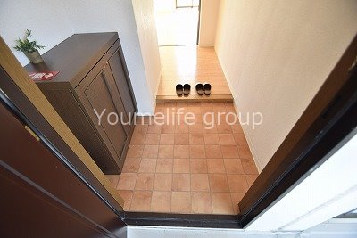 クレスト・マンション 玄関