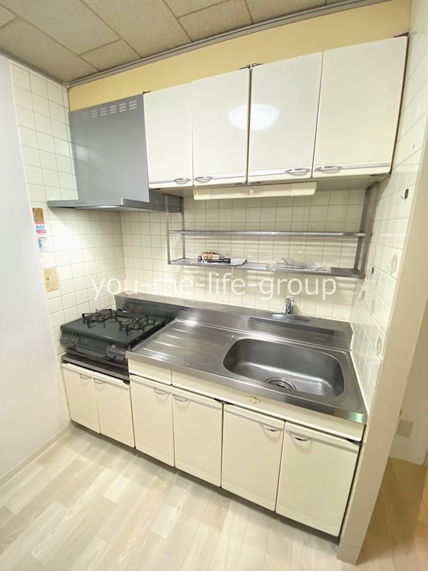 メゾンリヴィエール キッチン