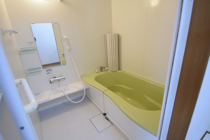 城山奥津マンション 風呂画像