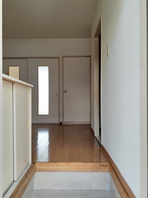 ベルガーデン鈴木 玄関