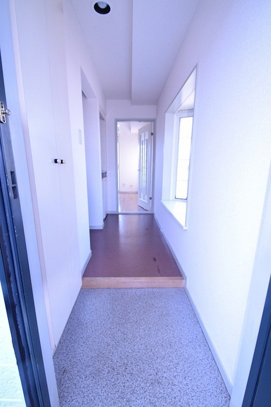 レオパレス古賀 玄関