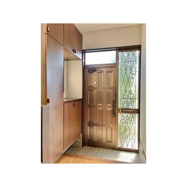 戸塚町戸建 玄関