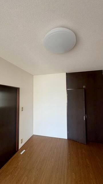 メゾン慶 ベッドルーム