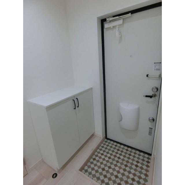 ＱＵＩＥＴ　ＣＲＡＢ　ＨＯＵＳＥ　ｍｉｘ鎌倉（仮） 玄関