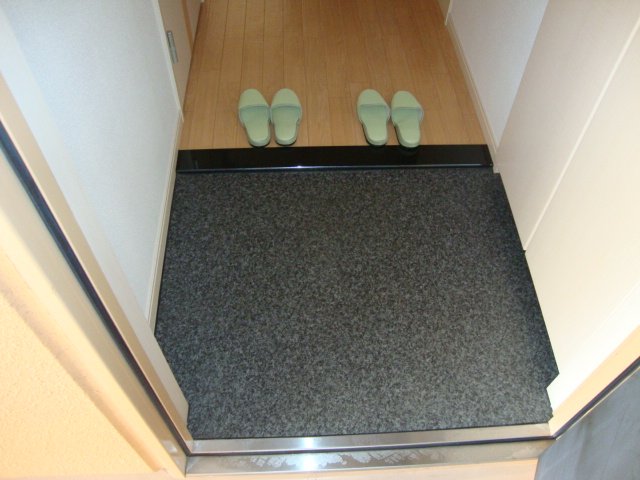 サンレジデンス湘南 玄関