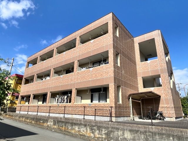 エルマルム 205号室 外観