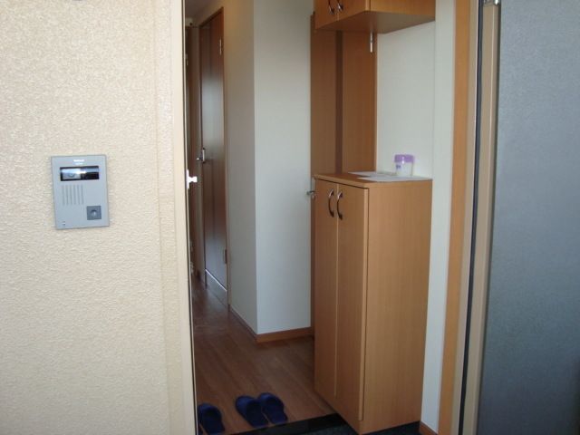 エルマルム 玄関