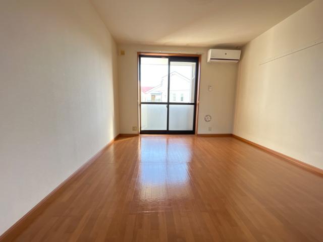 フローラーリア湘南 リビング