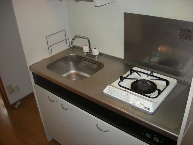 サンカレッジ六会 キッチン