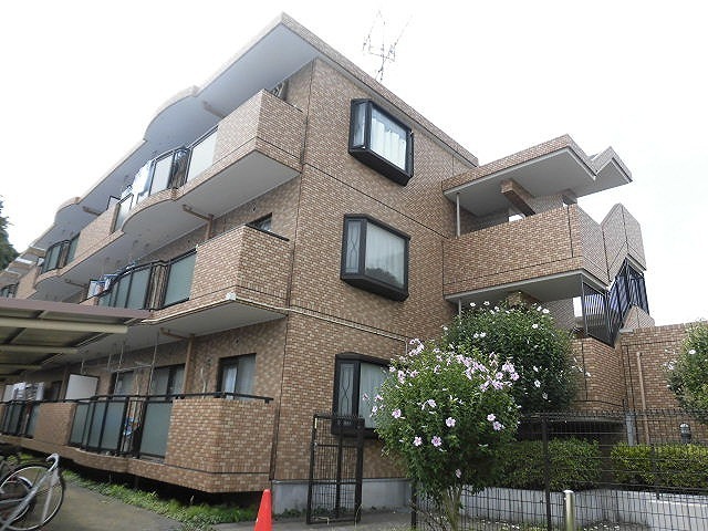 ハンプトンコート 205号室 外観