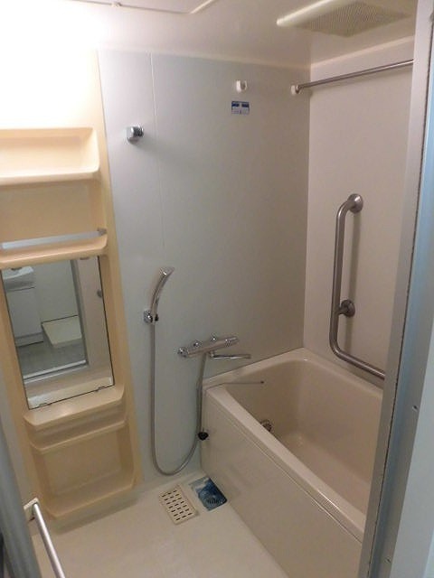 ハンプトンコート 風呂画像