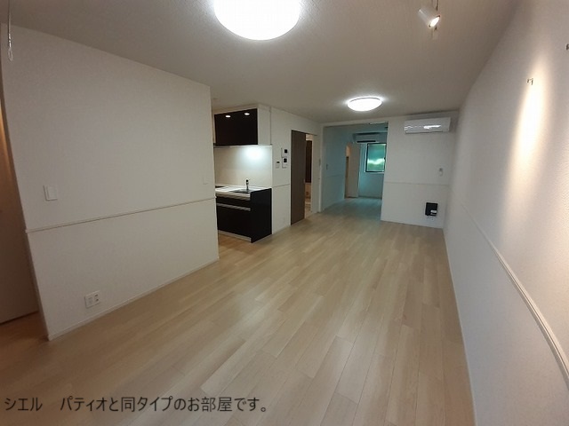 ひだまりガーデンテラスⅠ リビング