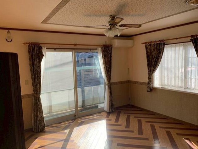 岩原貸家 リビング