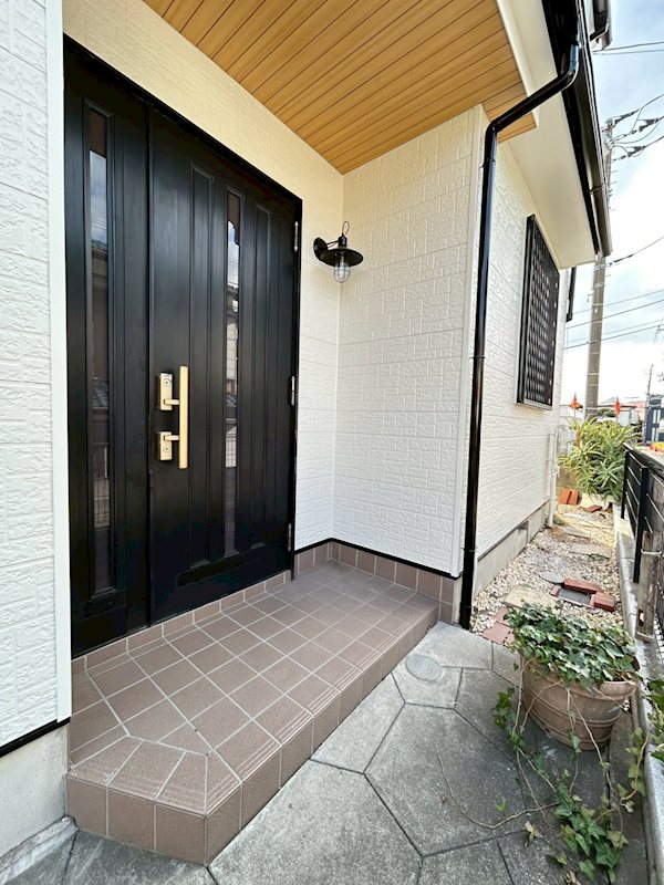 ひばりが丘戸建て 玄関