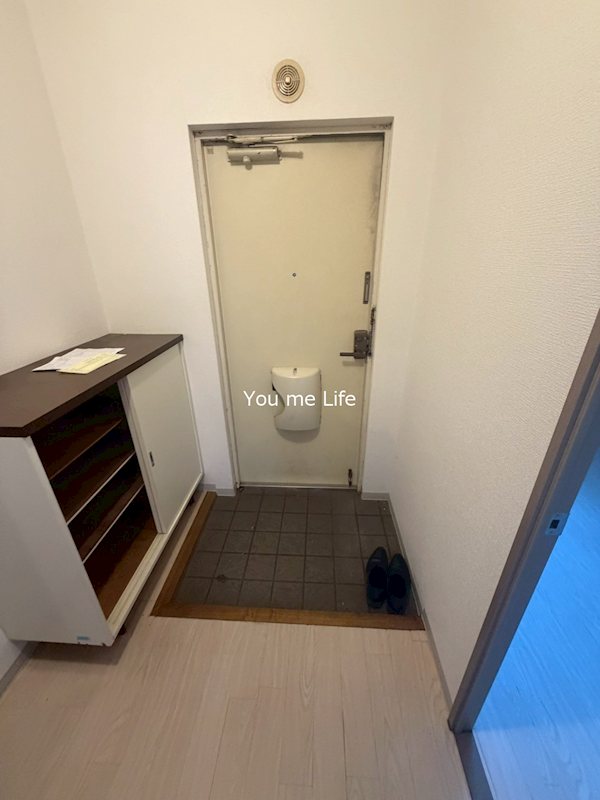 モンティクロ壱番館  玄関