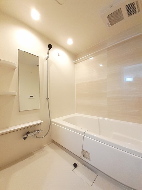 アザレア 風呂画像