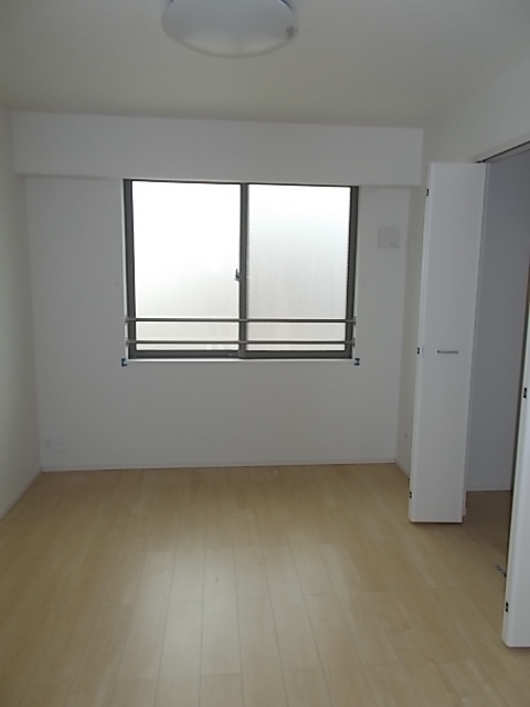 アルベール その他1